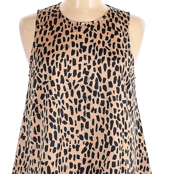 Anthropologie Asymmetrical Sleeveless Animal Print Blouse - Size Medium - Picture 1 of 7